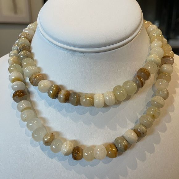Neutral Brown Tan Banded Agate Bead Infinite Strand Necklace 30”L Natural Stone - Picture 2 of 5